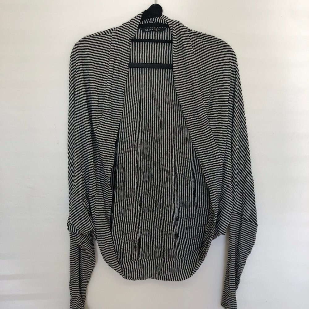 Black Halo, Cropped long sleeve